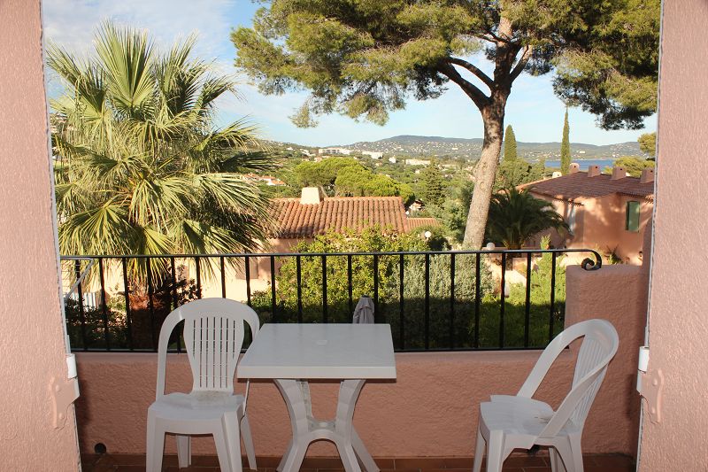 placeholder image sq