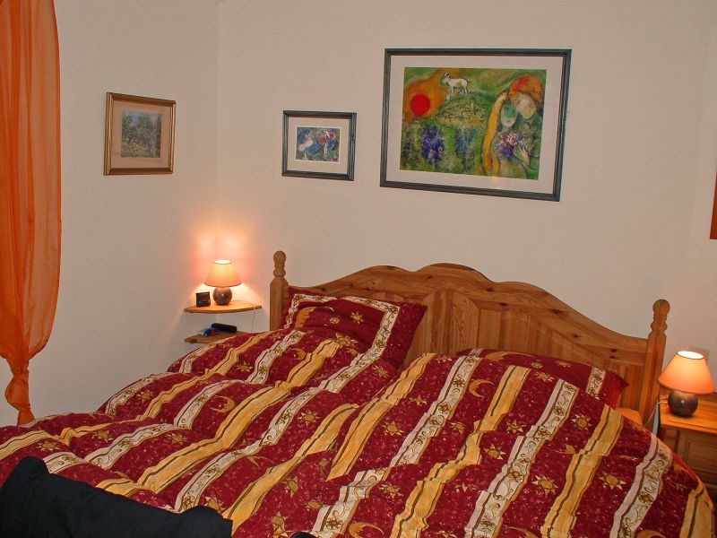 placeholder image sq