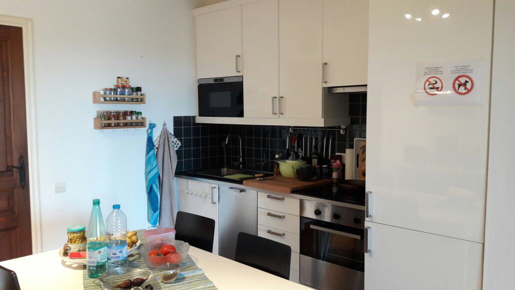 placeholder image sq