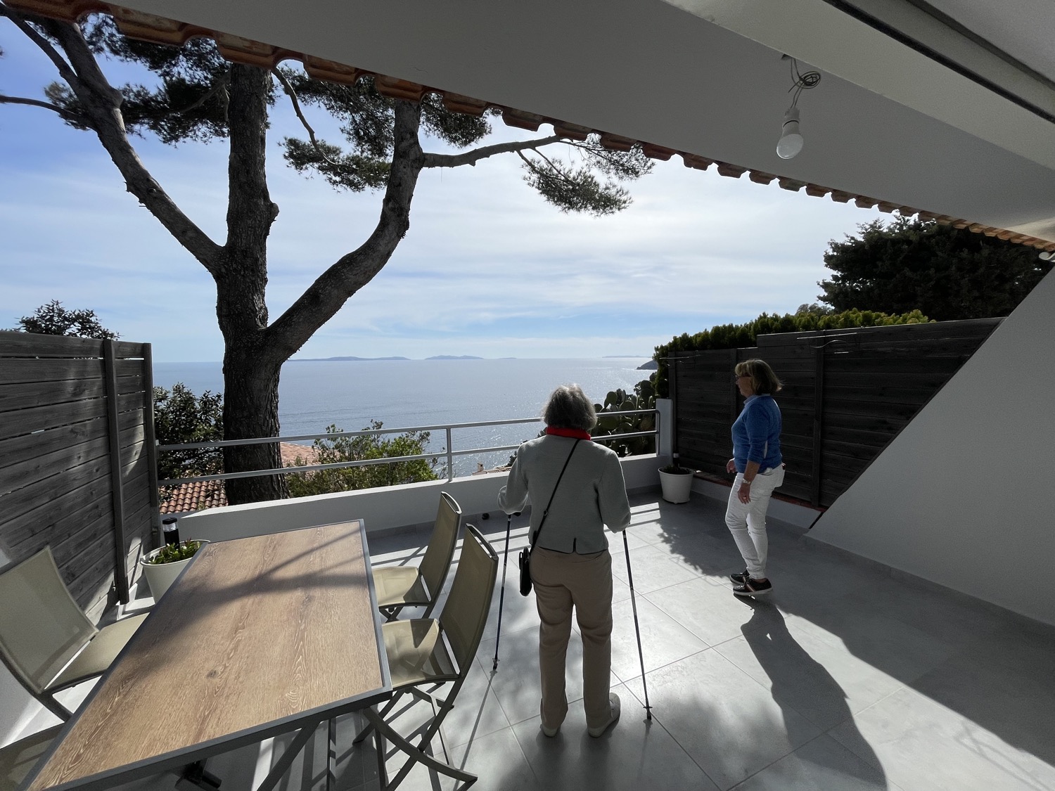 placeholder image sq