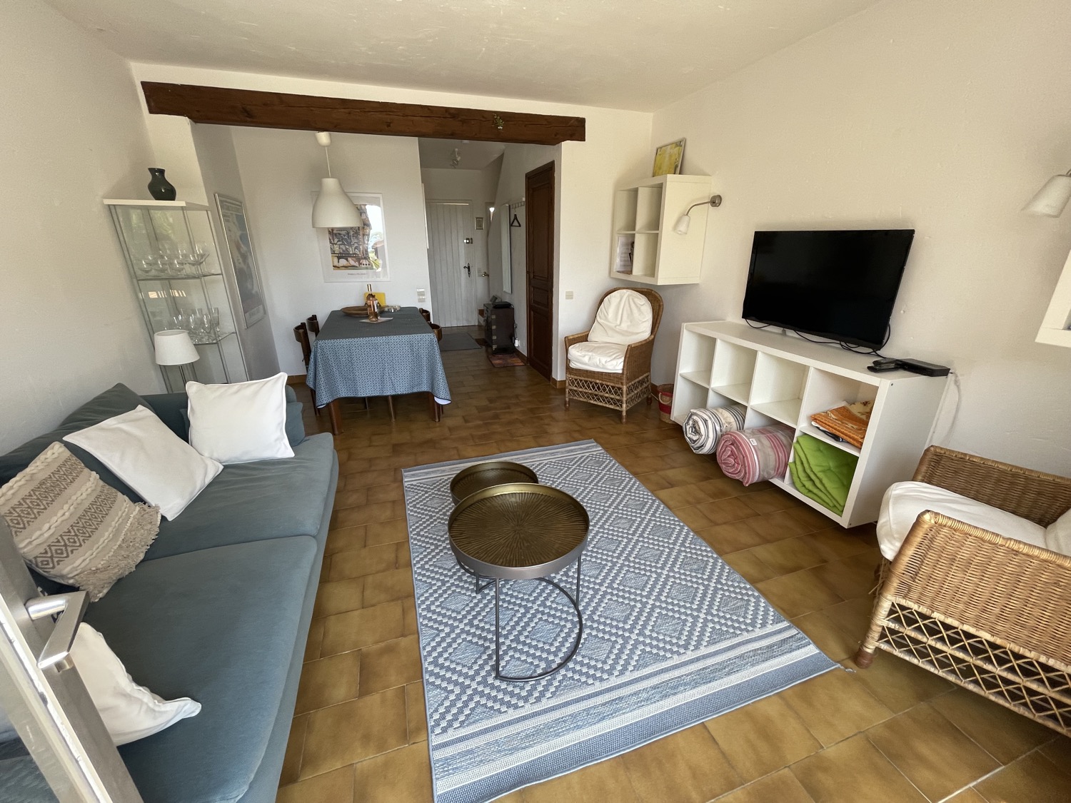 placeholder image sq