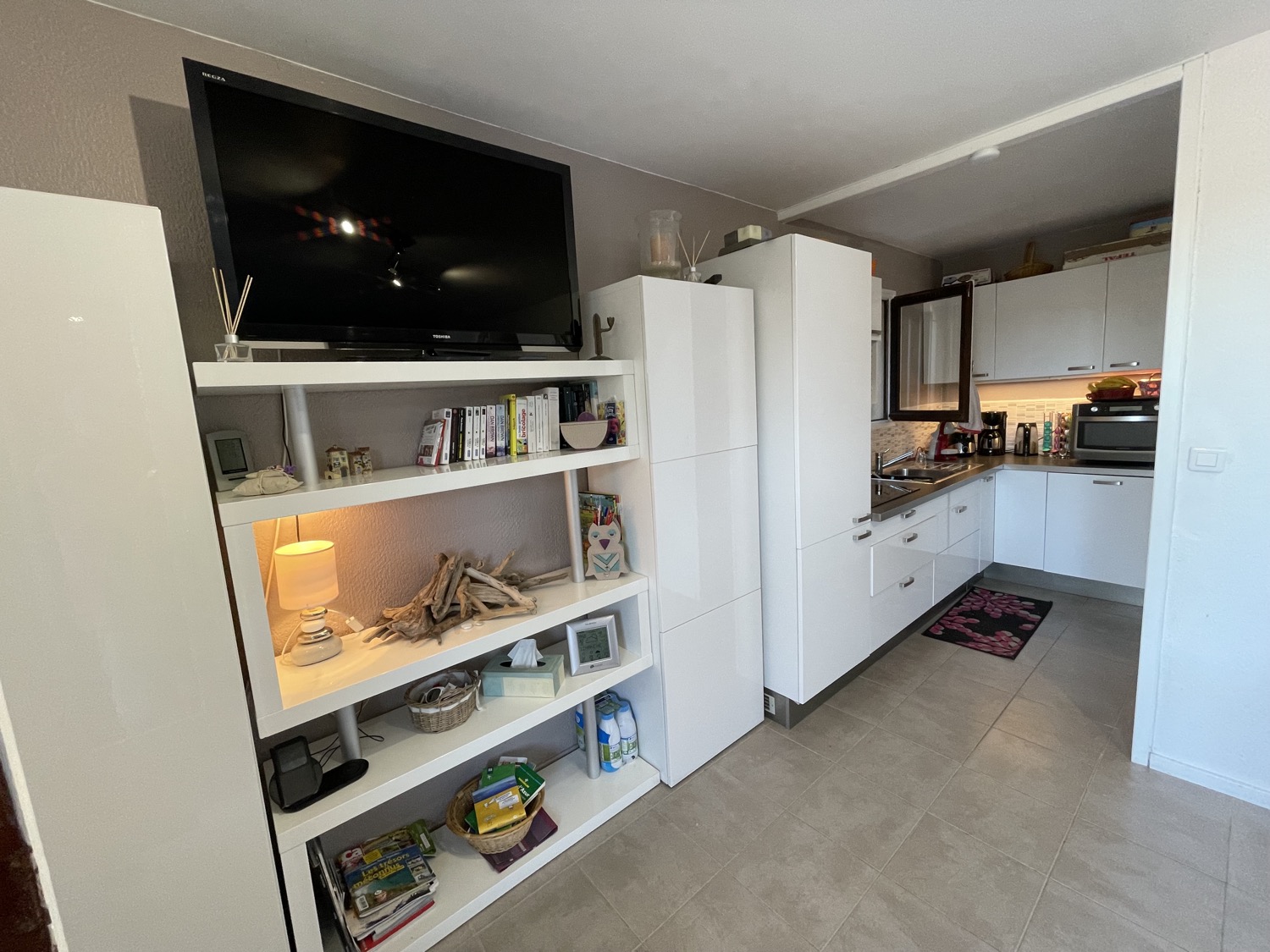 placeholder image-wide