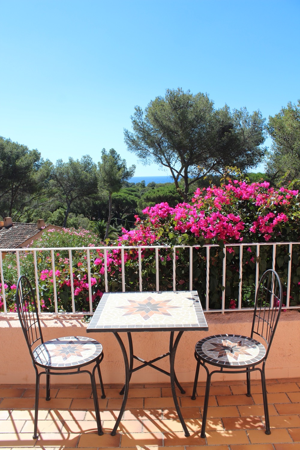 placeholder image sq